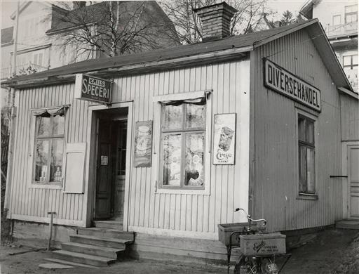 Sundsvall, 1944, Emil Anderssons gamla speceriaffär.