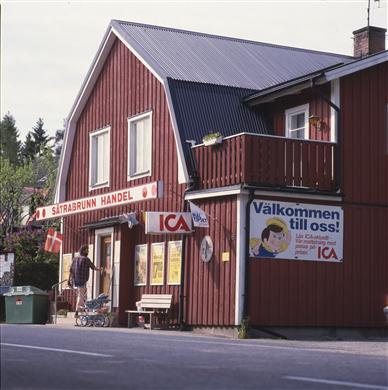 Sätrabrunn, 1980-tal, Sätrabrunns Handel (ICA), exteriör.
