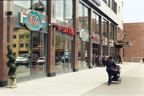 Norge, 1990-tal, ICA-butik, exteriör.